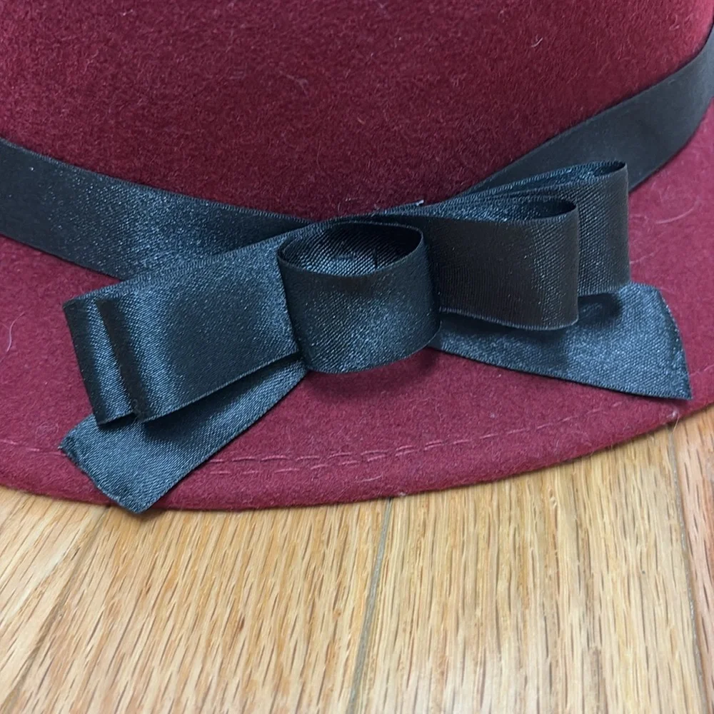 Vintage Burgundy with Black Ribbon Warm Wool Felt Casual Bucket Hat‎